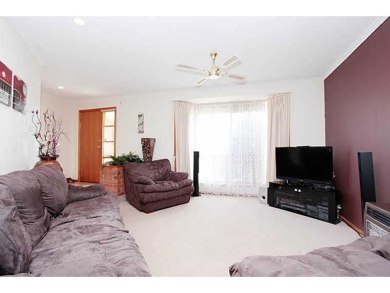 11 Gentzen Drive, Wyndham Vale VIC 3024