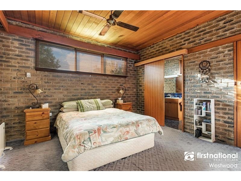 225 Princes Highway, Werribee VIC 3030