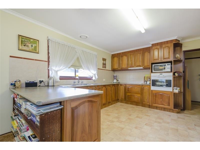 14 McCormack Crescent, Hoppers Crossing VIC 3029