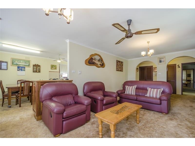 14 McCormack Crescent, Hoppers Crossing VIC 3029