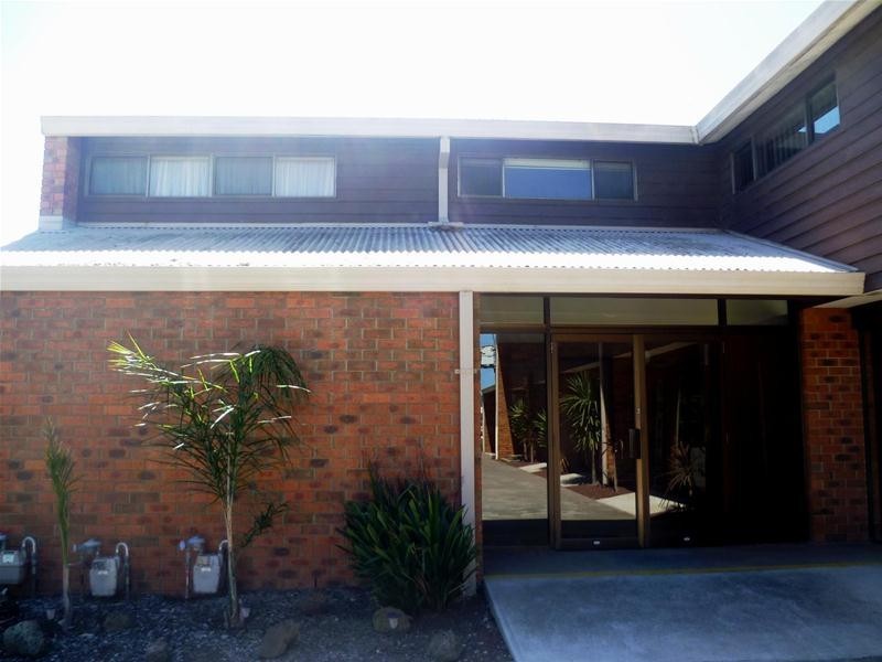 8/293 Princes Highway, Werribee VIC 3030