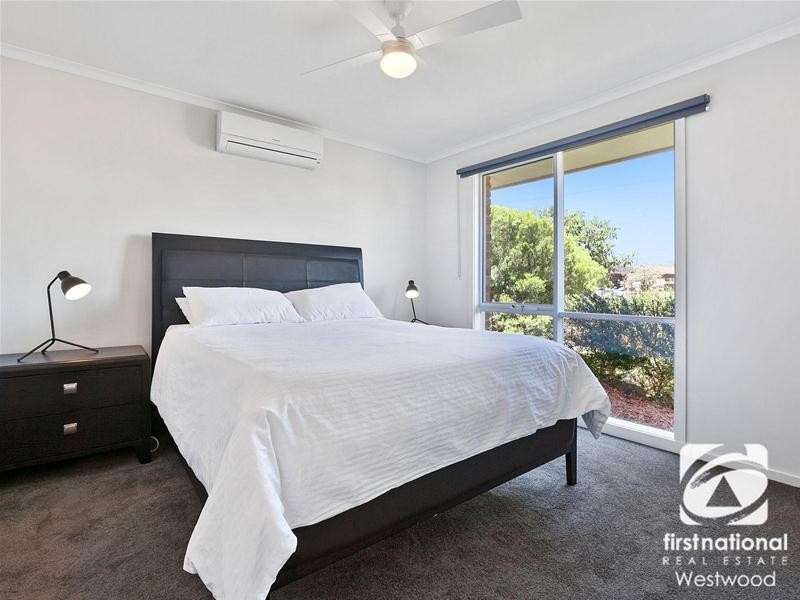 16 Cameron Drive, Hoppers Crossing VIC 3029