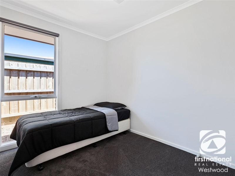 16 Cameron Drive, Hoppers Crossing VIC 3029