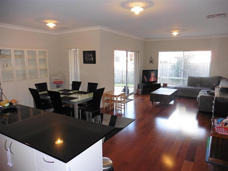 24 Ronald Street, Coburg North VIC 3058