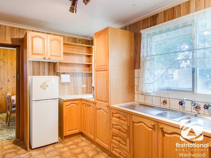 39 Tyrone Street, Werribee VIC 3030