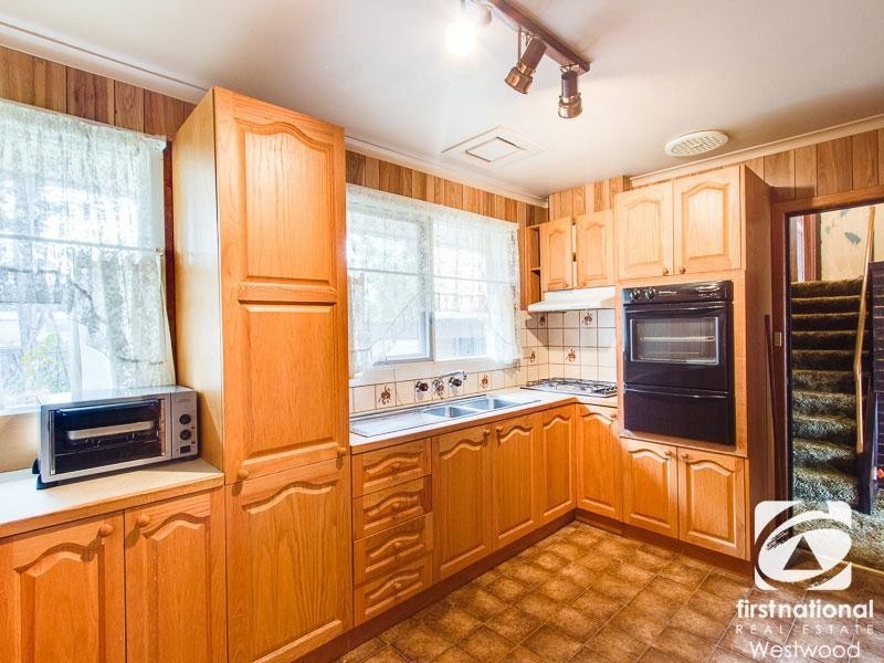 39 Tyrone Street, Werribee VIC 3030