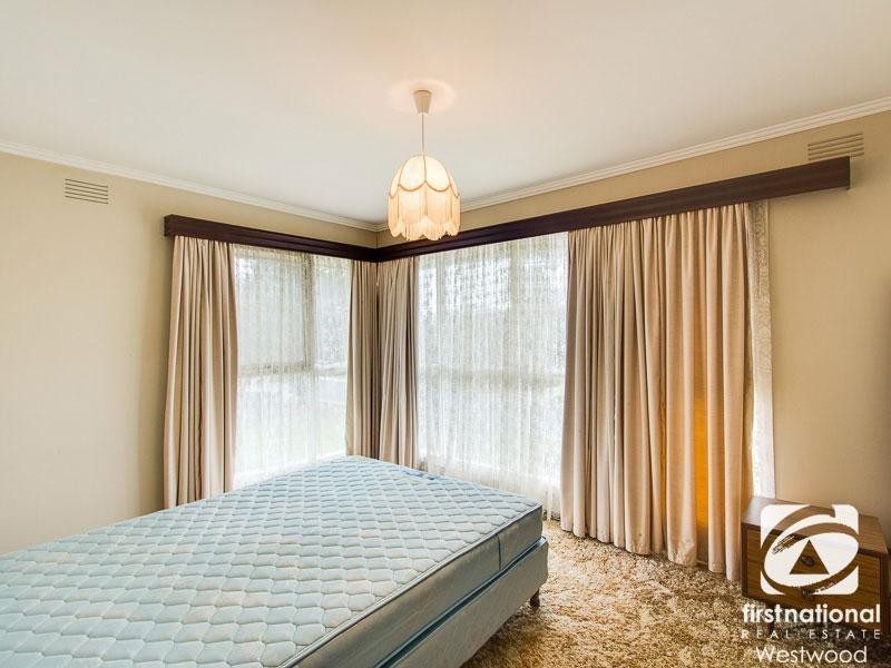 39 Tyrone Street, Werribee VIC 3030