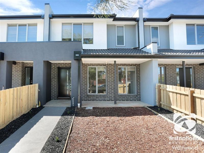 2/76-82 Purchas Street, Werribee VIC 3030