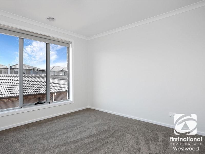 2/76-82 Purchas Street, Werribee VIC 3030