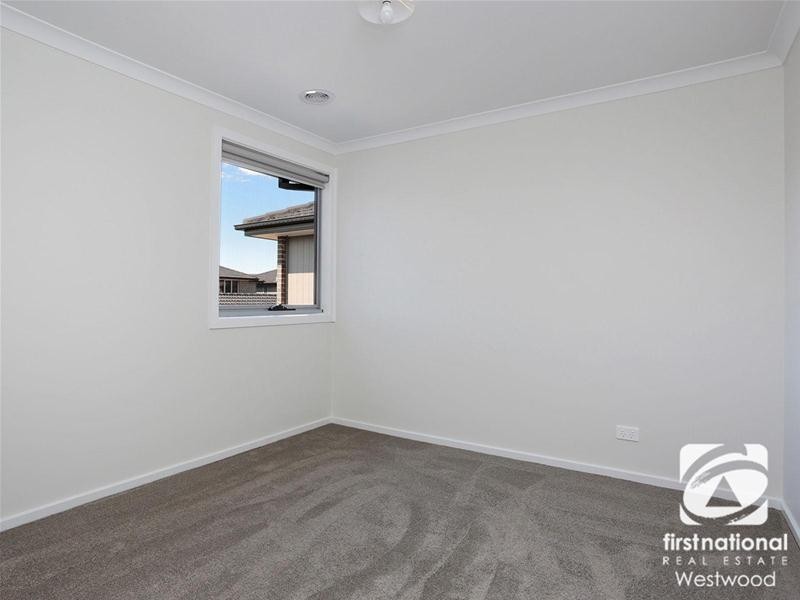 2/76-82 Purchas Street, Werribee VIC 3030
