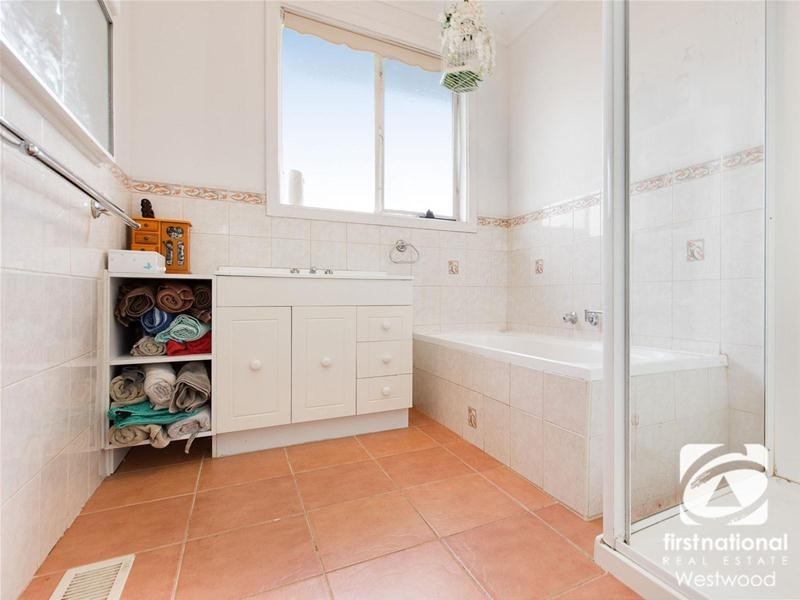 13 Hayden Street, Hoppers Crossing VIC 3029