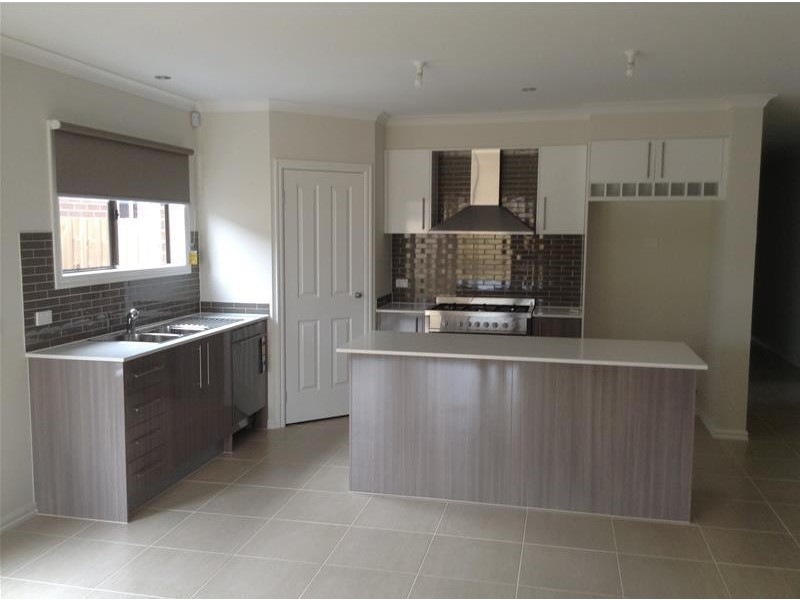 20 Charter Road, Werribee VIC 3030