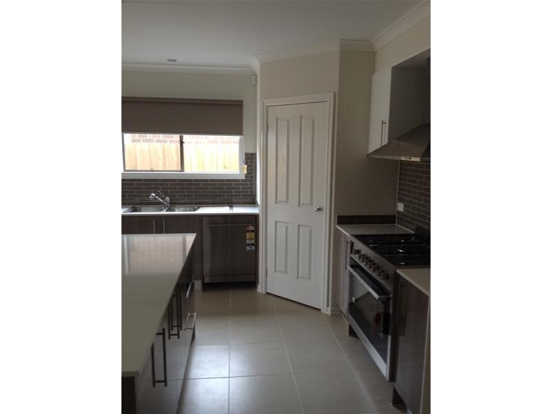 20 Charter Road, Werribee VIC 3030