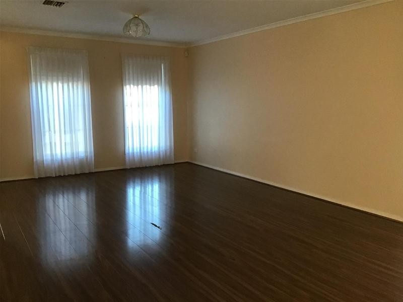 3 Penny Crescent, Hoppers Crossing VIC 3029