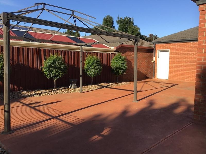 3 Penny Crescent, Hoppers Crossing VIC 3029