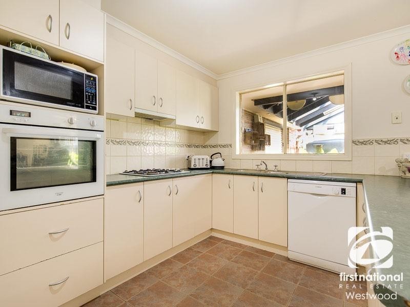 40 Racecourse Road, Werribee VIC 3030