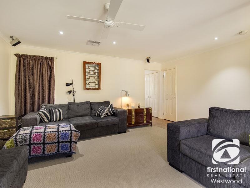 40 Racecourse Road, Werribee VIC 3030