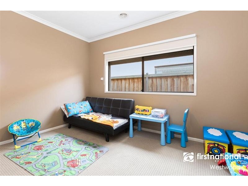 43 Exploration Avenue, Werribee VIC 3030