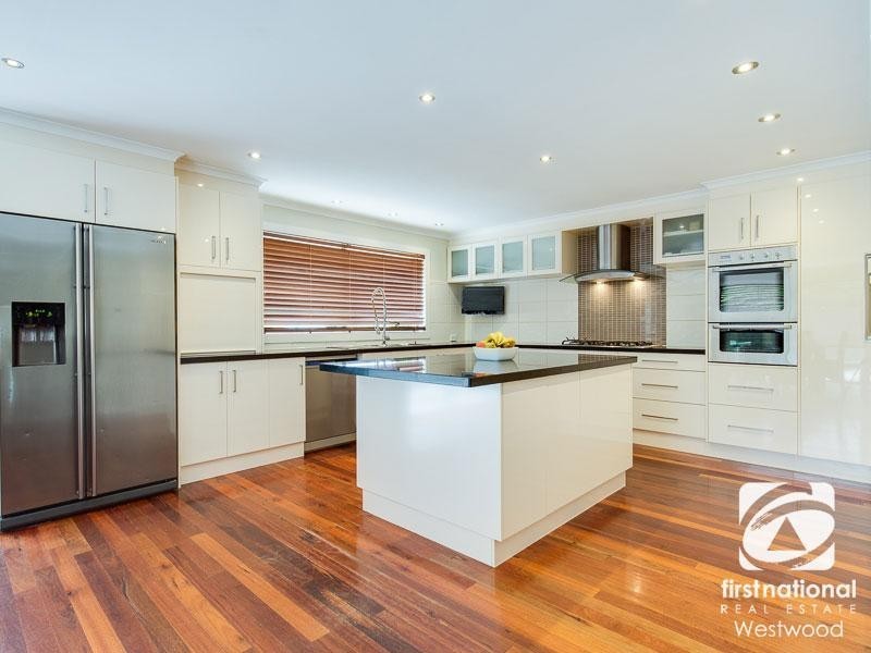 11 Trevino Close, Hoppers Crossing VIC 3029