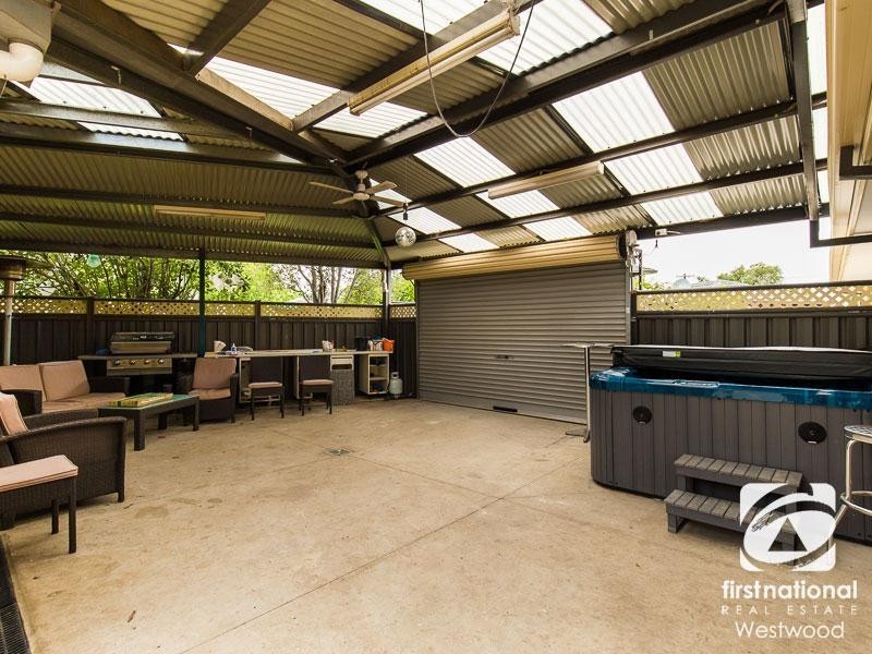 11 Trevino Close, Hoppers Crossing VIC 3029