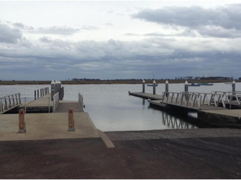 1A BEACH Road, Werribee South VIC 3030