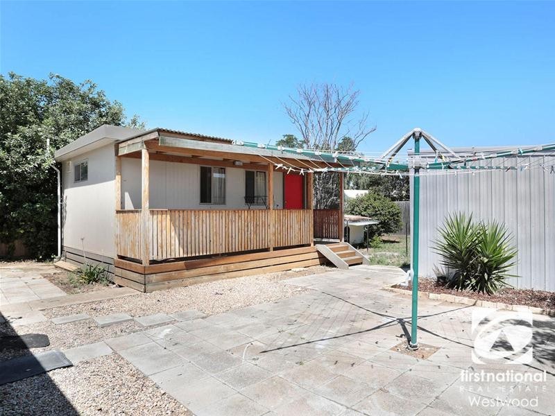 18 College Road, Werribee VIC 3030