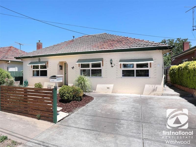 18 College Road, Werribee VIC 3030