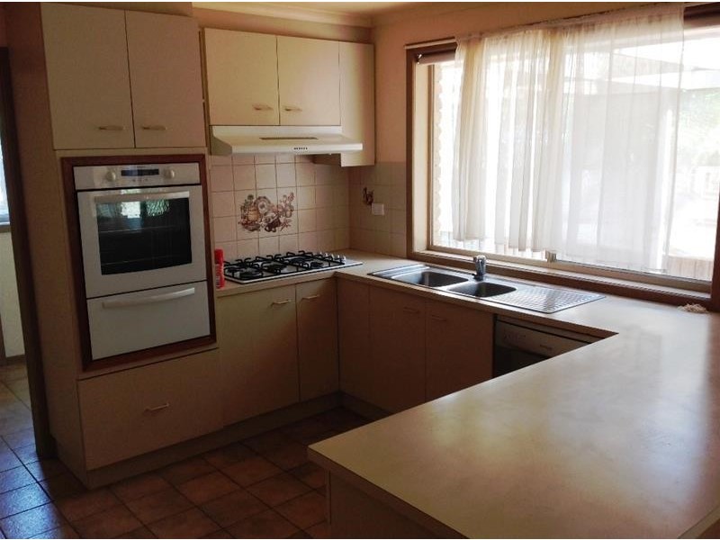 41 McMurray Crescent, Hoppers Crossing VIC 3029