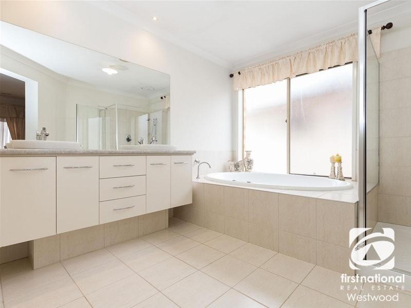 96 Latham Street, Werribee VIC 3030