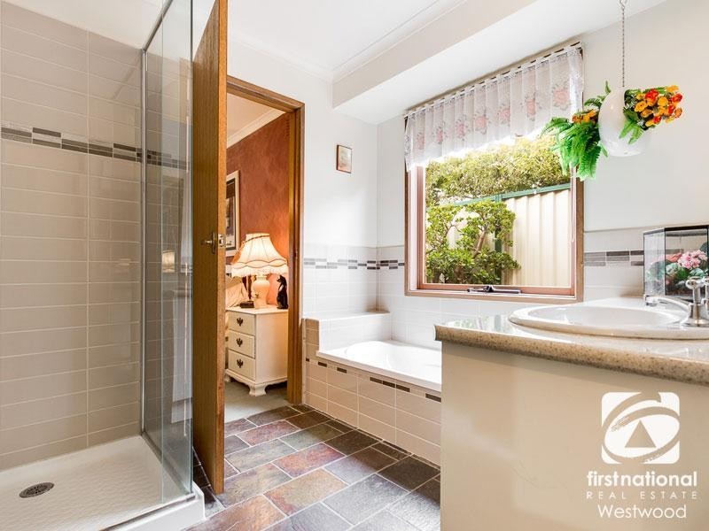 160 Tarneit Road, Werribee VIC 3030