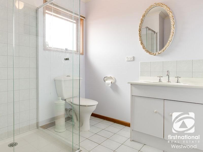 160 Tarneit Road, Werribee VIC 3030