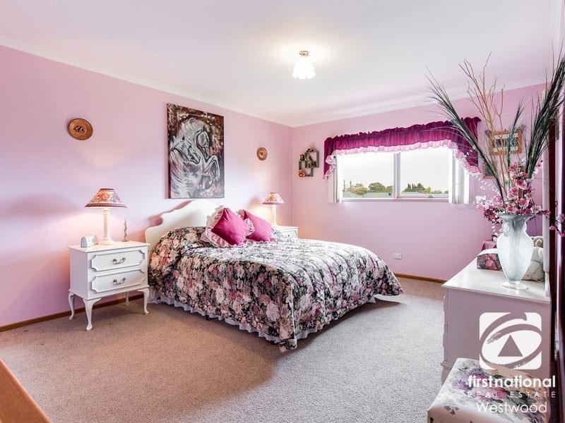 160 Tarneit Road, Werribee VIC 3030