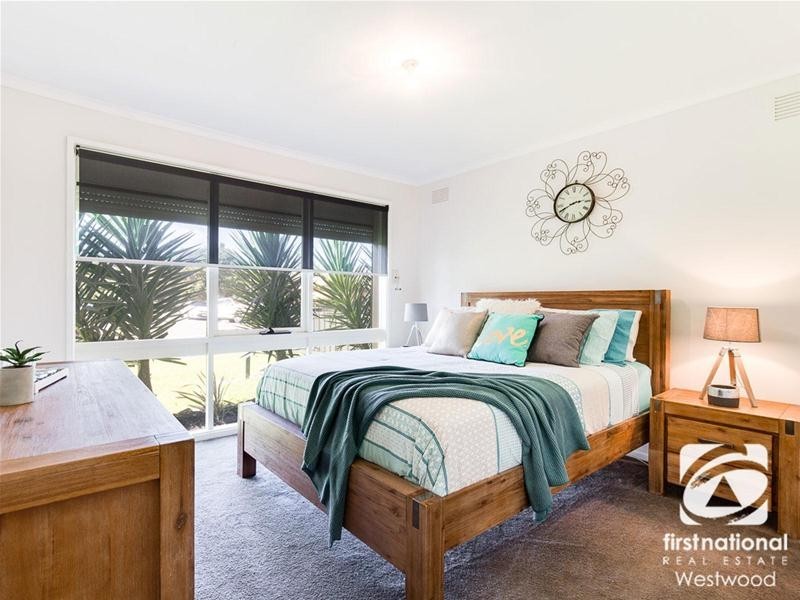 5 Loddon Court, Werribee VIC 3030