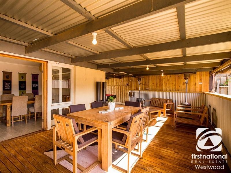 5 Loddon Court, Werribee VIC 3030