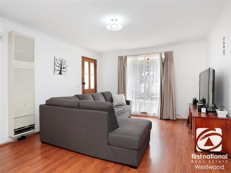 2/38 Julier Crescent, Hoppers Crossing VIC 3029