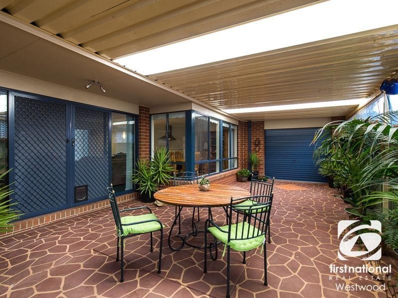 12 Ologhlen Drive, Wyndham Vale VIC 3024