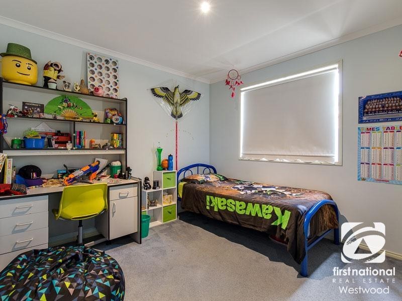 12 Ologhlen Drive, Wyndham Vale VIC 3024