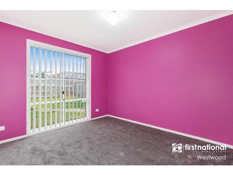 23 Thames Boulevard, Werribee VIC 3030