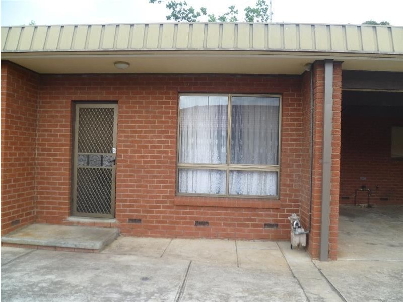 2/13 Cambridge Crescent, Werribee VIC 3030