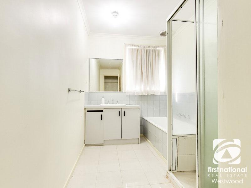 7/5 Tower Road, Werribee VIC 3030