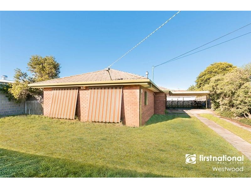 10 Tamarind Crescent, Werribee VIC 3030