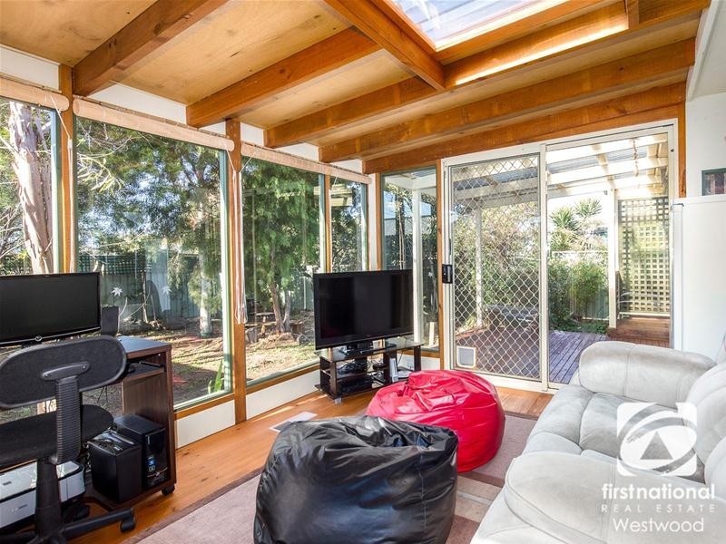 43 Mount Eagle Way, Wyndham Vale VIC 3024