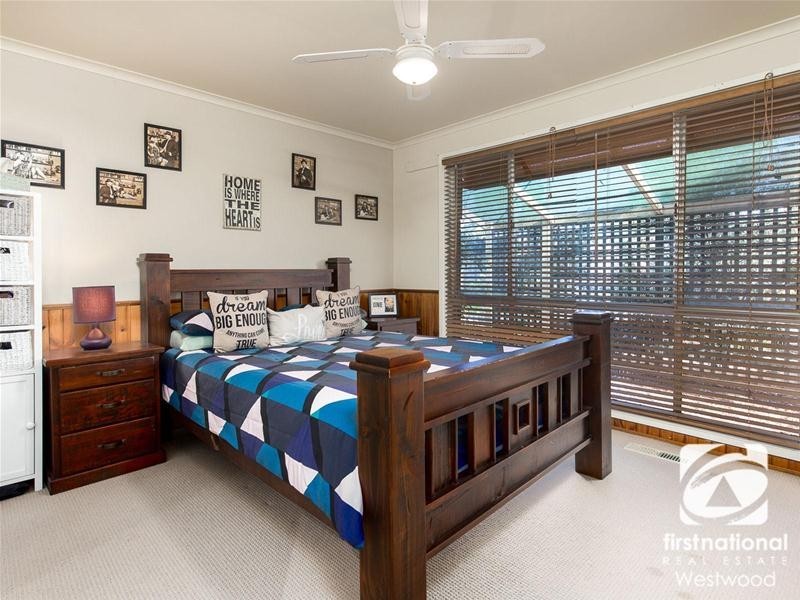 43 Mount Eagle Way, Wyndham Vale VIC 3024