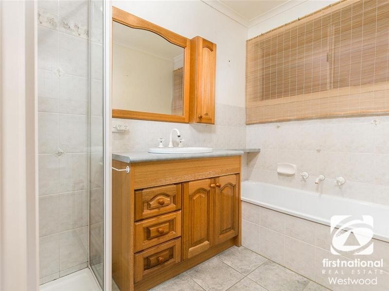 43 Mount Eagle Way, Wyndham Vale VIC 3024