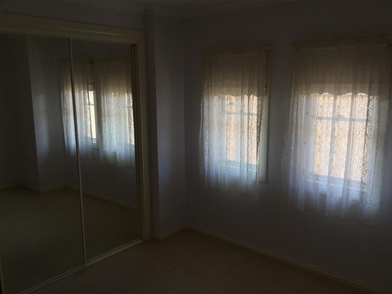 2/105 Hogans Road, Hoppers Crossing VIC 3029