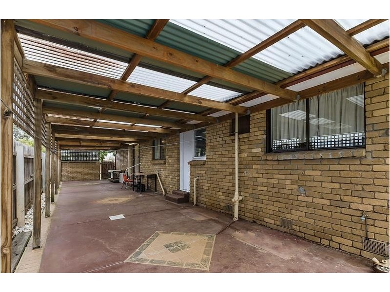 48 Coburns Road, Melton South VIC 3338
