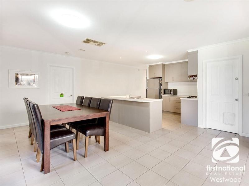 5 Mundi Crescent, Wyndham Vale VIC 3024