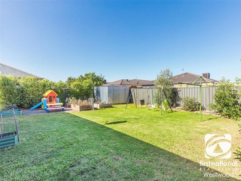 5 Mundi Crescent, Wyndham Vale VIC 3024