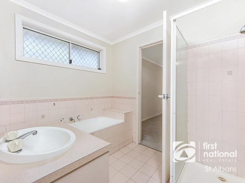 20 Trent Close, Werribee VIC 3030