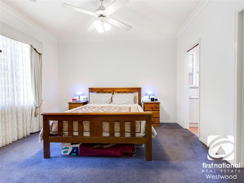 37 Koroneos Drive, Werribee South VIC 3030